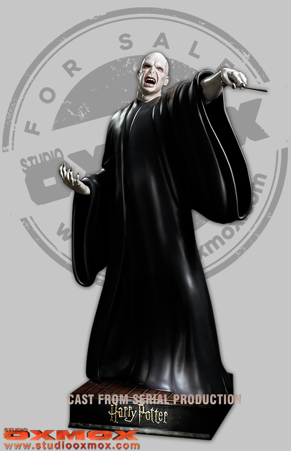 Voldemort, Harry Potter life size statue