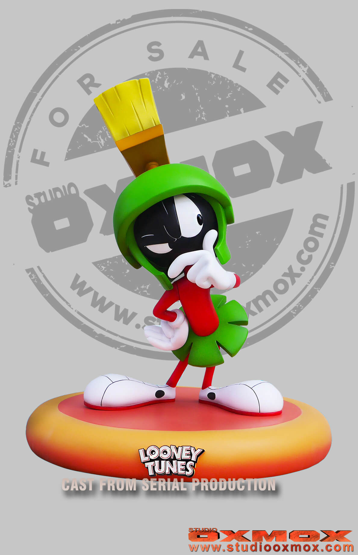 Looney Tunes statues, Marvin life size
